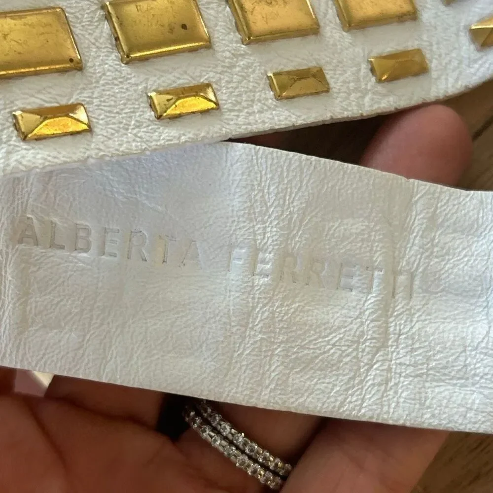 Alberta Ferretti made in Italy white genuine leather belt with gold studs vintag